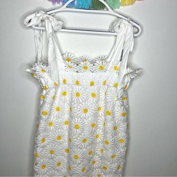 J. Marie Jenna Tie Strap Square Neck White Floral Daisy Lace Shift Midi Dress - Picture 7 of 16